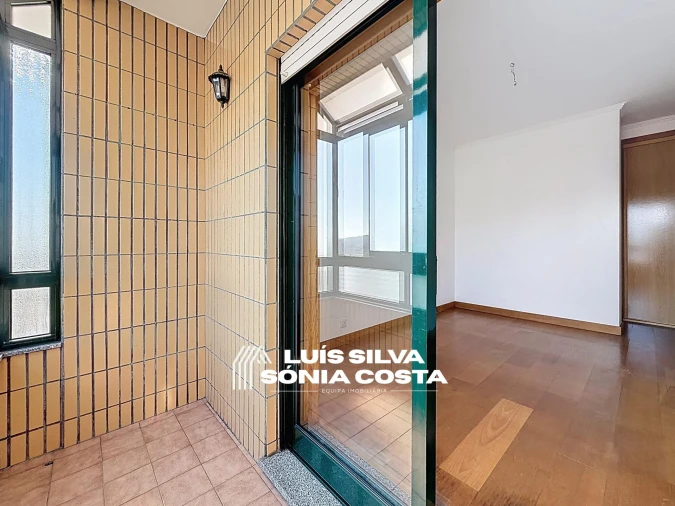 Apartamento T3 para Venda em Lourosa Foto 28