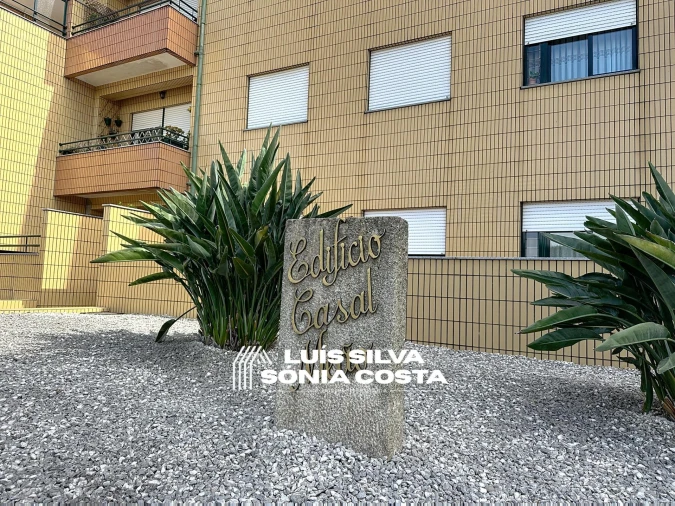 Apartamento T3 para Venda em Lourosa Foto 3