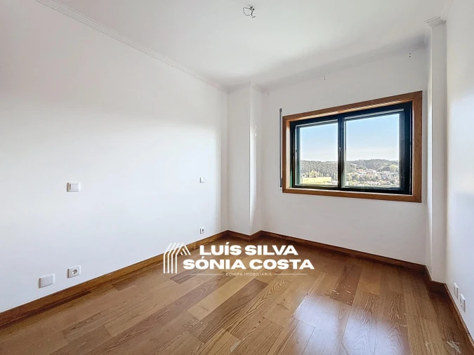 Apartamento T3 para Venda em Lourosa Foto 31