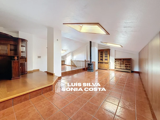 Apartamento T3 para Venda em Lourosa Foto 35