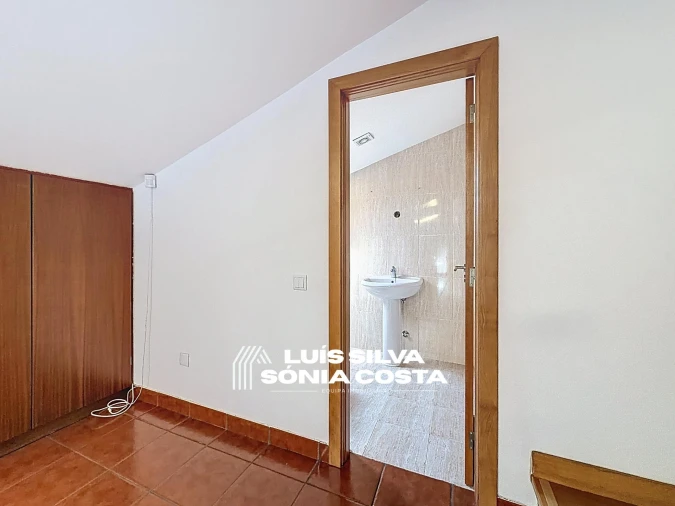 Apartamento T3 para Venda em Lourosa Foto 43