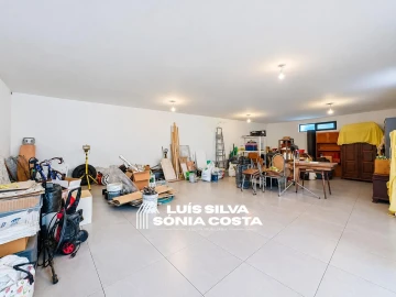 Moradia T5 para Venda em São João de Ver