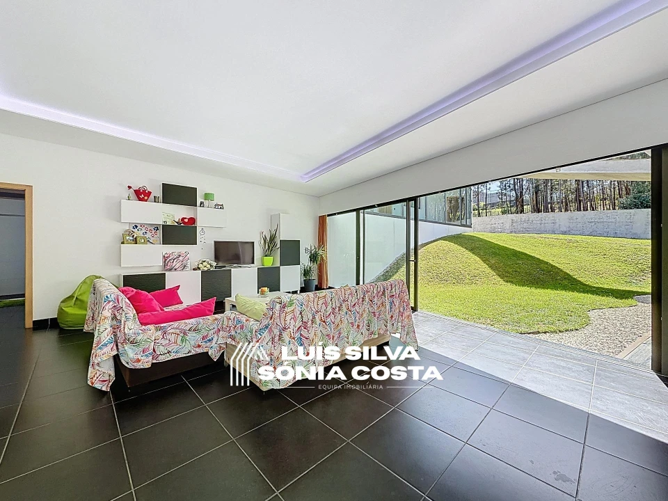 Moradia T5 para Venda em São João de Ver Foto 23