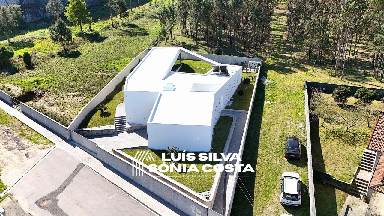 Moradia T5 para Venda em São João de Ver Foto 5