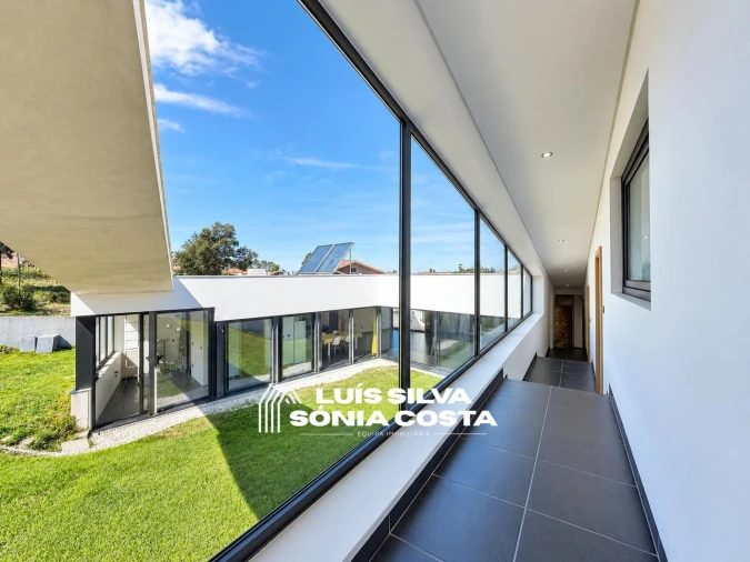 Moradia T5 para Venda em São João de Ver Foto 28