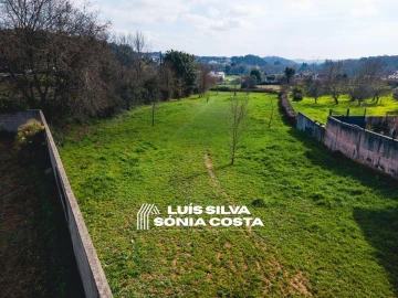 Terreno para Venda em Santa Maria da Feira, Travanca, Sanfins e Espargo