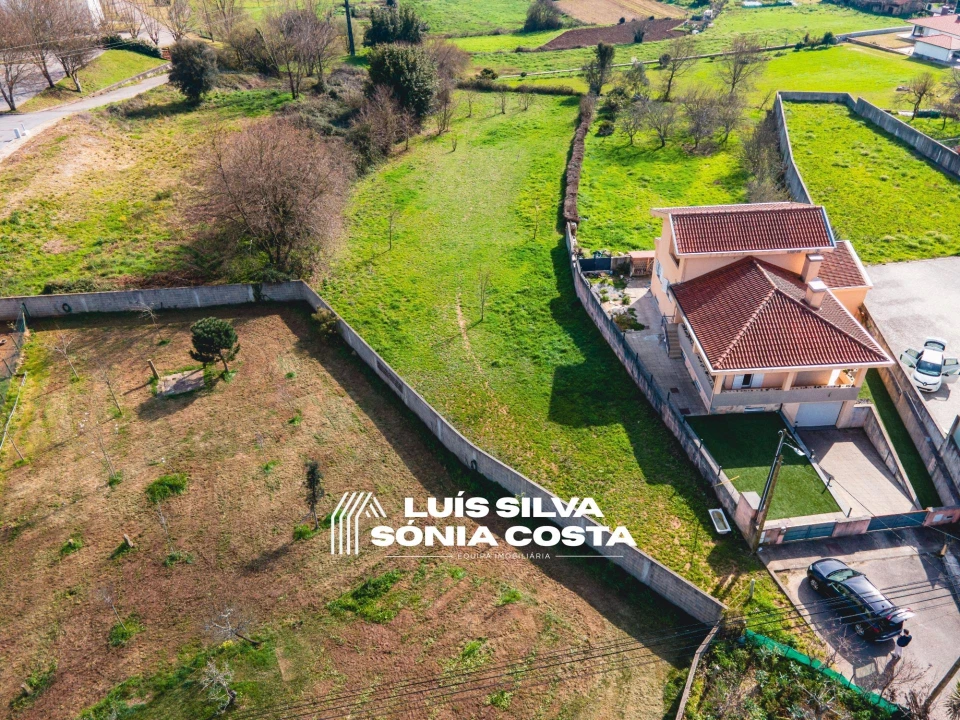 Terreno para Venda em Santa Maria da Feira, Travanca, Sanfins e Espargo Foto 3