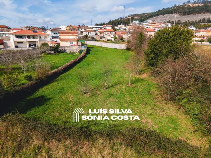 Terreno para Venda em Santa Maria da Feira, Travanca, Sanfins e Espargo Foto 2