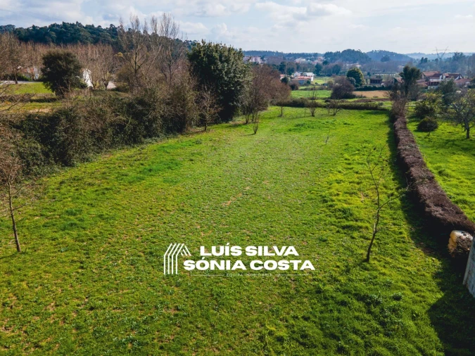Terreno para Venda em Santa Maria da Feira, Travanca, Sanfins e Espargo Foto 2