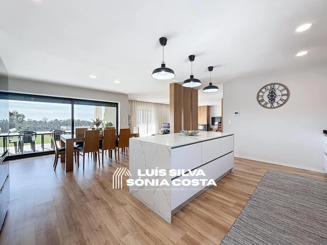 Moradia T4 para Venda em Vila de Cucujães Foto 20