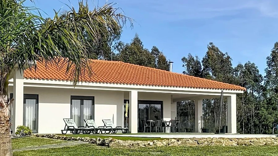 Moradia T4 para Venda em Vila de Cucujães