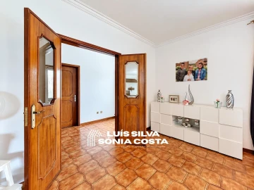 Moradia T3 para Venda em Santa Maria da Feira, Travanca, Sanfins e Espargo