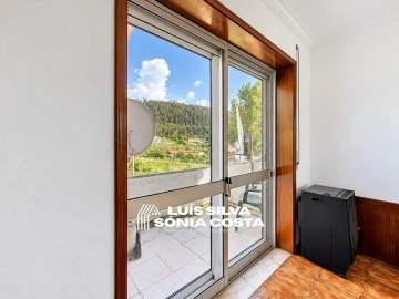 Moradia T3 para Venda em Santa Maria da Feira, Travanca, Sanfins e Espargo
