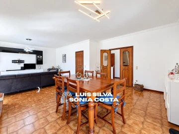 Moradia T3 para Venda em Santa Maria da Feira, Travanca, Sanfins e Espargo