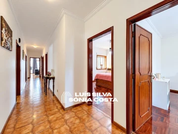 Moradia T3 para Venda em Santa Maria da Feira, Travanca, Sanfins e Espargo