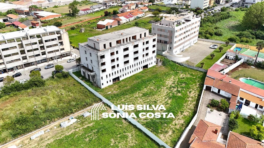 Prédio para Venda em Esmoriz Foto 15