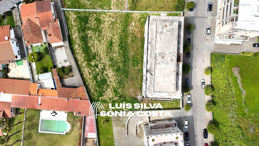 Prédio para Venda em Esmoriz Foto 16