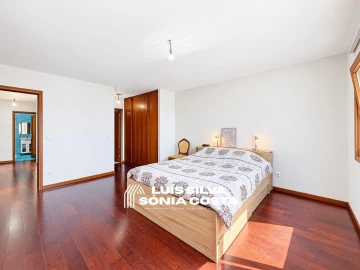 Moradia T4 para Venda em Santa Maria da Feira, Travanca, Sanfins e Espargo