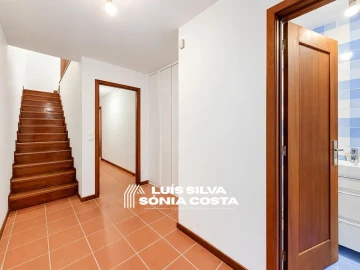 Moradia T4 para Venda em Santa Maria da Feira, Travanca, Sanfins e Espargo