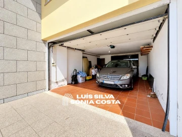 Moradia T4 para Venda em Santa Maria da Feira, Travanca, Sanfins e Espargo