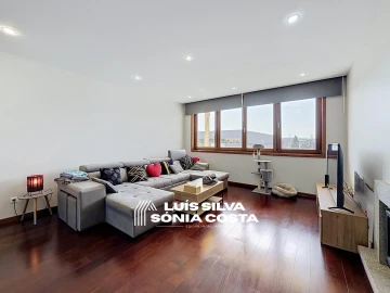 Moradia T4 para Venda em Santa Maria da Feira, Travanca, Sanfins e Espargo
