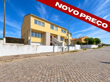 Moradia T4 para Venda em Santa Maria da Feira, Travanca, Sanfins e Espargo