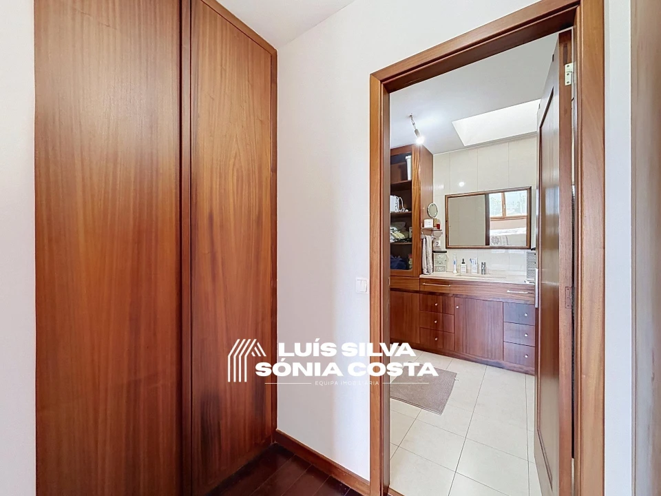 Moradia T4 para Venda em Santa Maria da Feira, Travanca, Sanfins e Espargo Foto 21