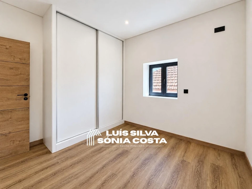 Moradia T3 para Venda em São João da Madeira Foto 25