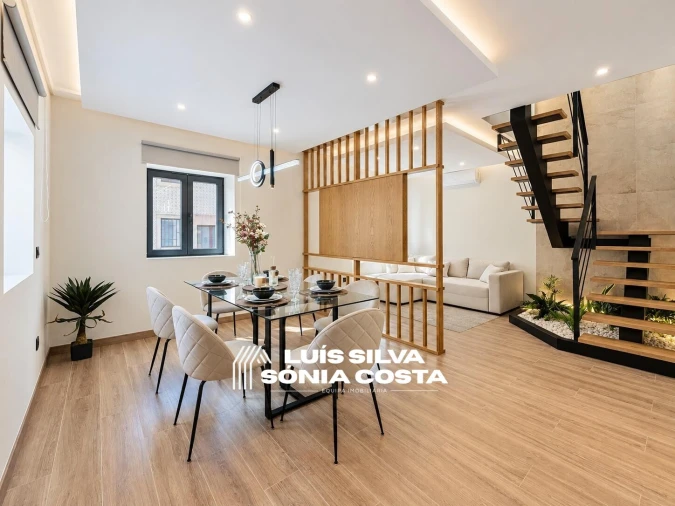 Moradia T3 para Venda em São João da Madeira Foto 2