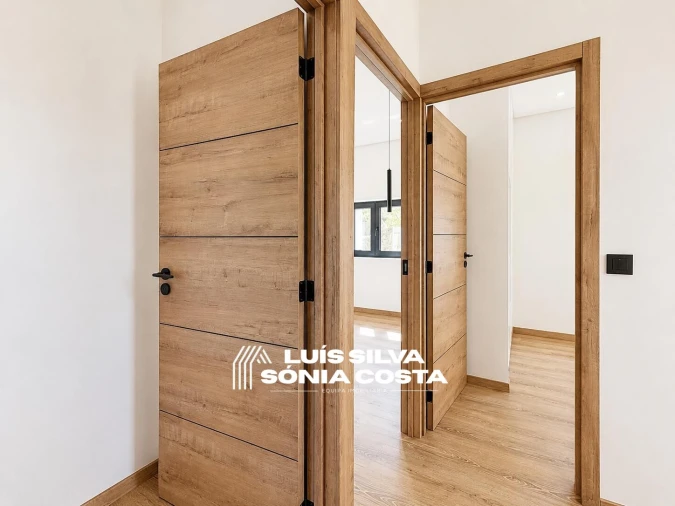 Moradia T3 para Venda em São João da Madeira Foto 23