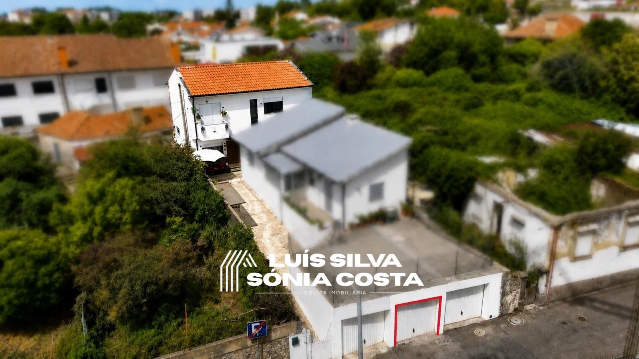 Apartamento T3 para Venda em Santa Maria da Feira, Travanca, Sanfins e Espargo Foto 1