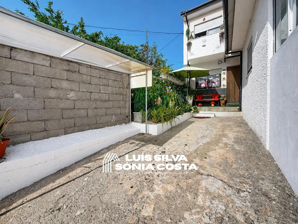 Apartamento T3 para Venda em Santa Maria da Feira, Travanca, Sanfins e Espargo Foto 4