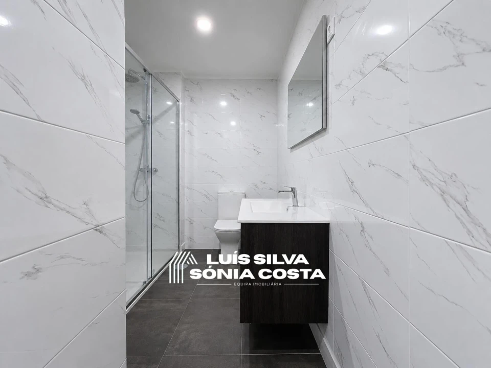 Apartamento T3 para Venda em São João da Madeira Foto 20
