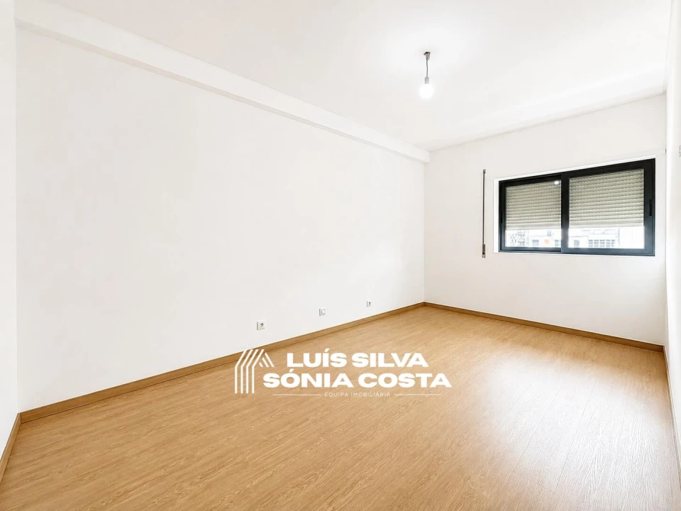 Apartamento T3 para Venda em São João da Madeira Foto 25