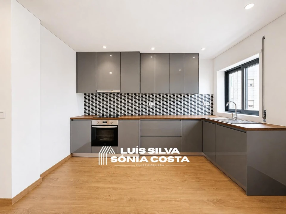 Apartamento T3 para Venda em São João da Madeira Foto 3