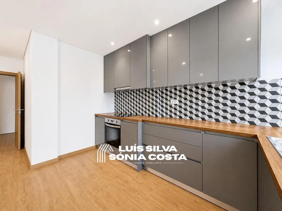 Apartamento T3 para Venda em São João da Madeira Foto 6