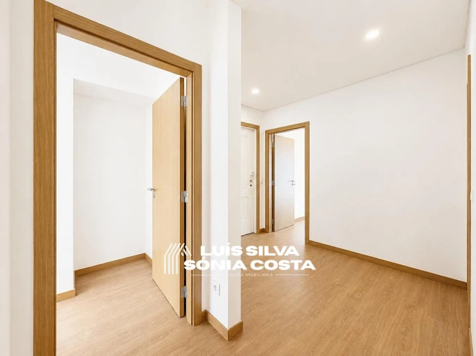 Apartamento T3 para Venda em São João da Madeira Foto 16