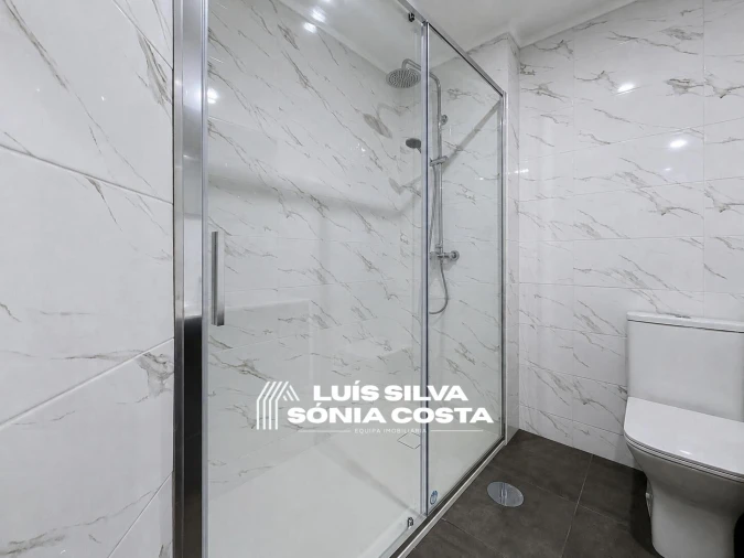 Apartamento T3 para Venda em São João da Madeira Foto 21