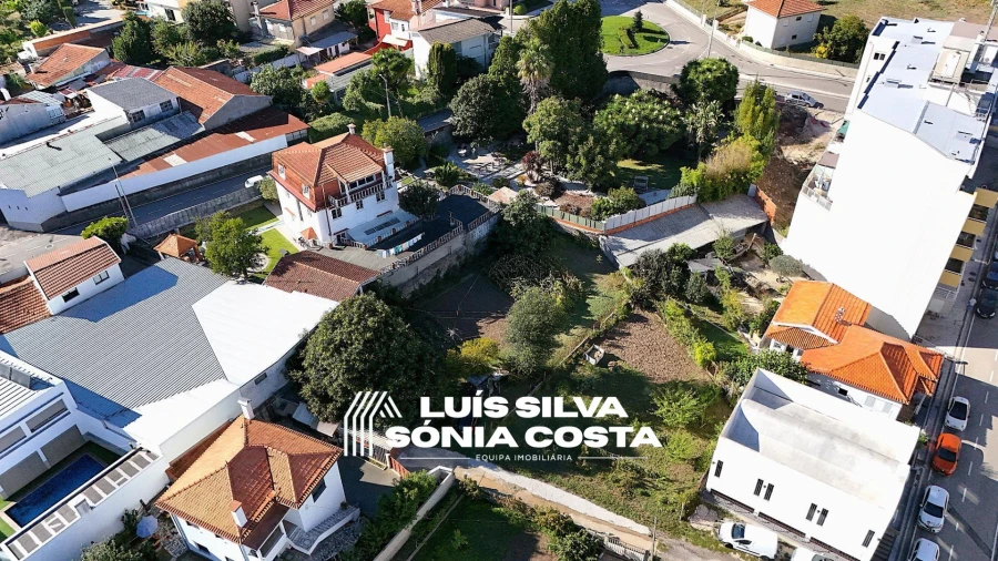 Terreno para Venda em São João da Madeira Foto 7