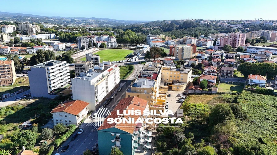Terreno para Venda em São João da Madeira Foto 8