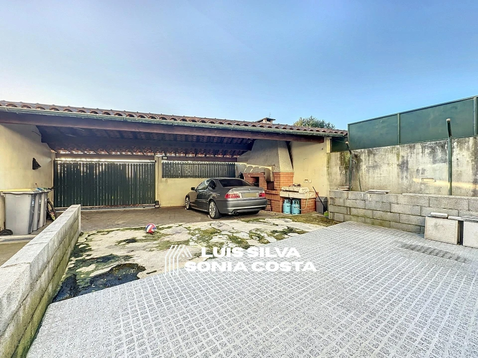 Moradia T3 para Venda em São Miguel do Souto e Mosteirô Foto 37