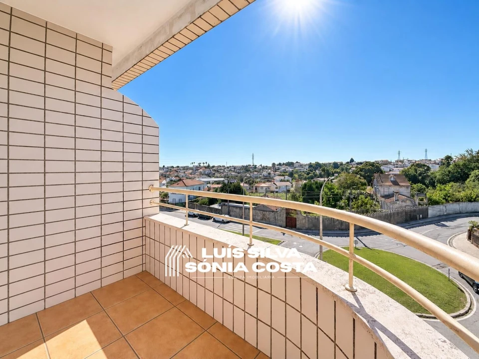 Apartamento T2 para Venda em São João da Madeira Foto 7