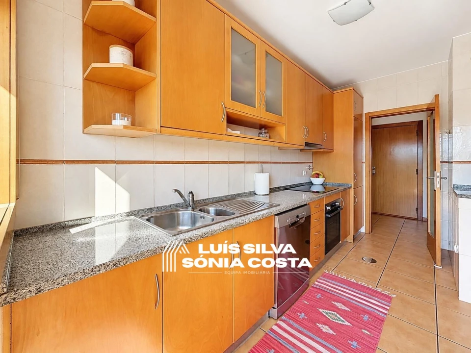 Apartamento T2 para Venda em São João da Madeira Foto 9