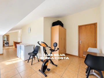 Apartamento T2 para Venda em São João da Madeira