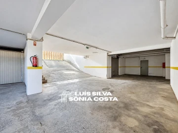 Apartamento T2 para Venda em São João da Madeira