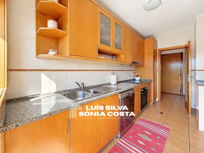 Apartamento T2 para Venda em São João da Madeira Foto 9