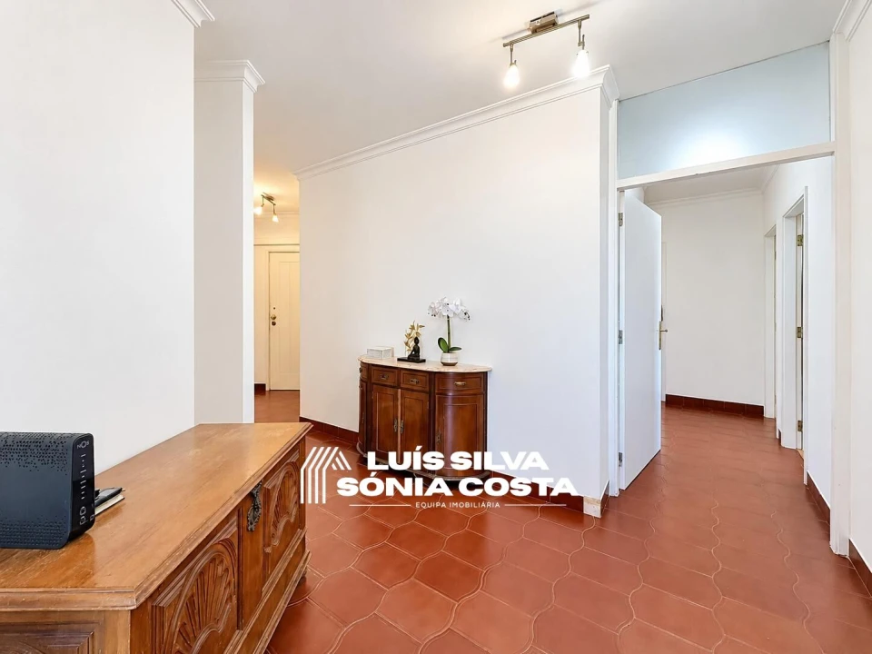 Apartamento T4 para Venda em Ramalde Foto 22