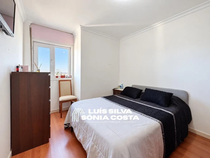 Apartamento T4 para Venda em Ramalde Foto 27