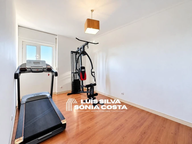 Apartamento T4 para Venda em Ramalde Foto 33