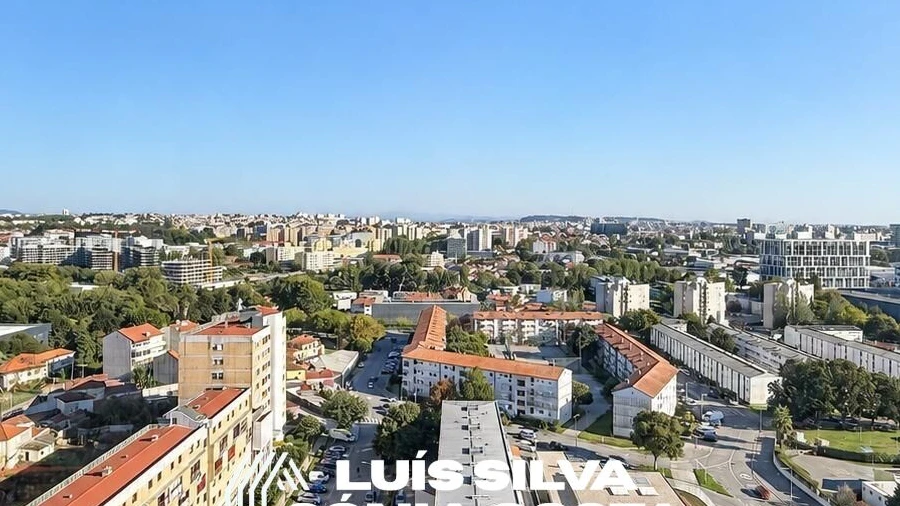 Apartamento T4 para Venda em Ramalde